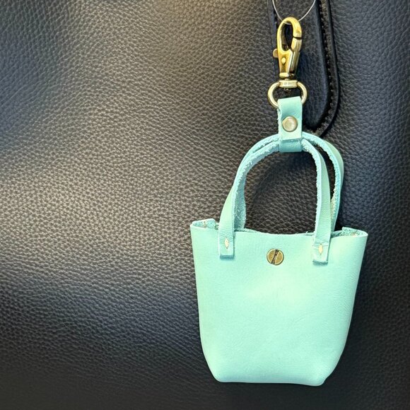 Portland Leather, Teeny Tiny Tote Keychain, Mint, NWOT - Picture 1 of 4